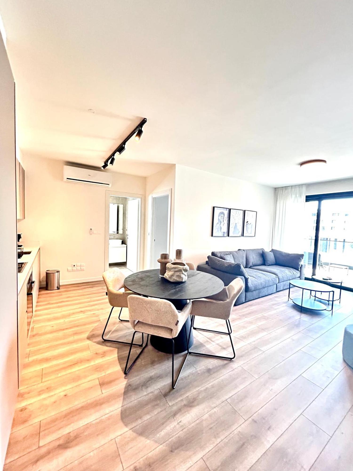 Sunset Gardens - Holiday Apartments - By Tlv Living 레메소스 외부 사진