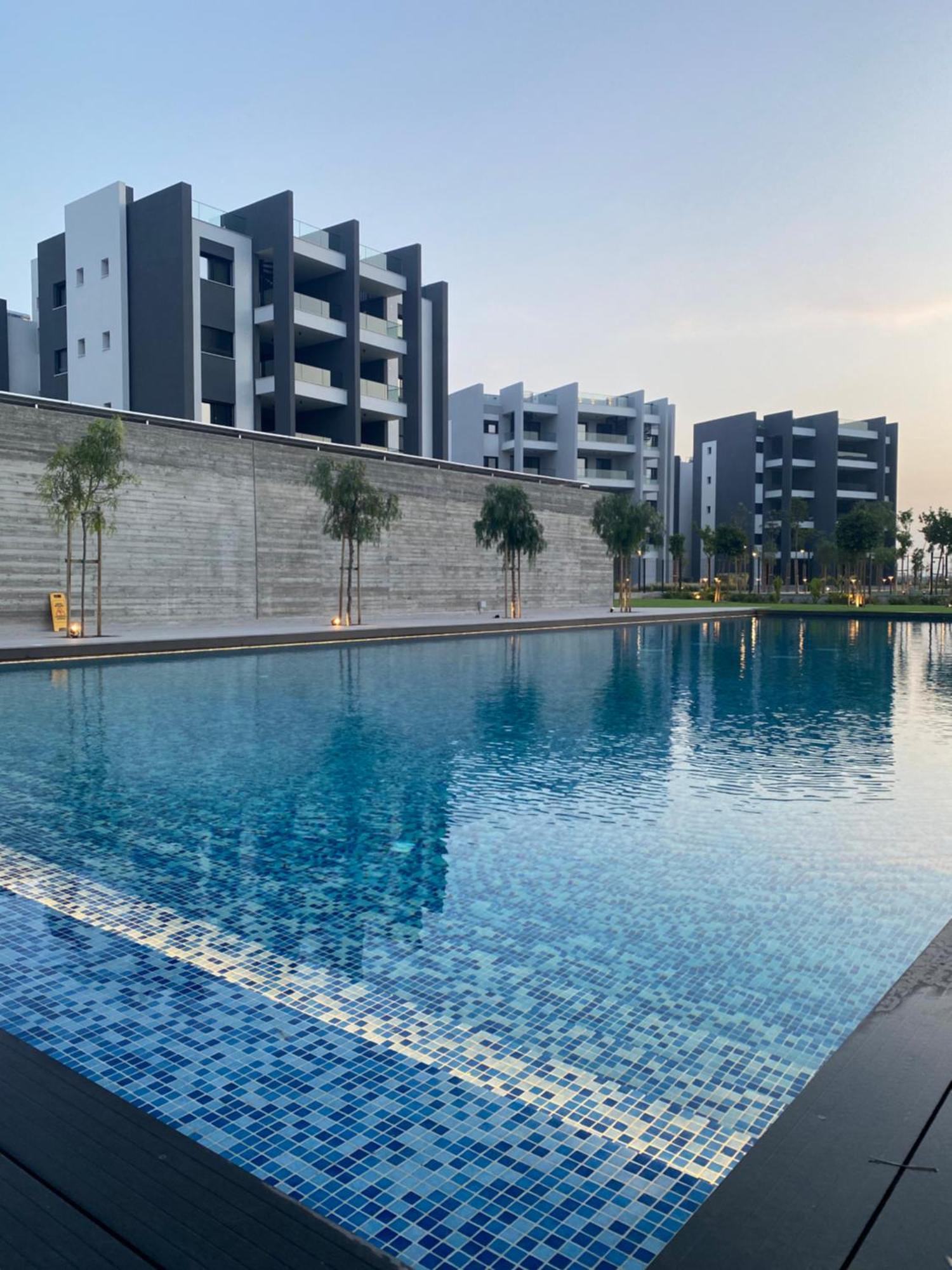 Sunset Gardens - Holiday Apartments - By Tlv Living 레메소스 외부 사진