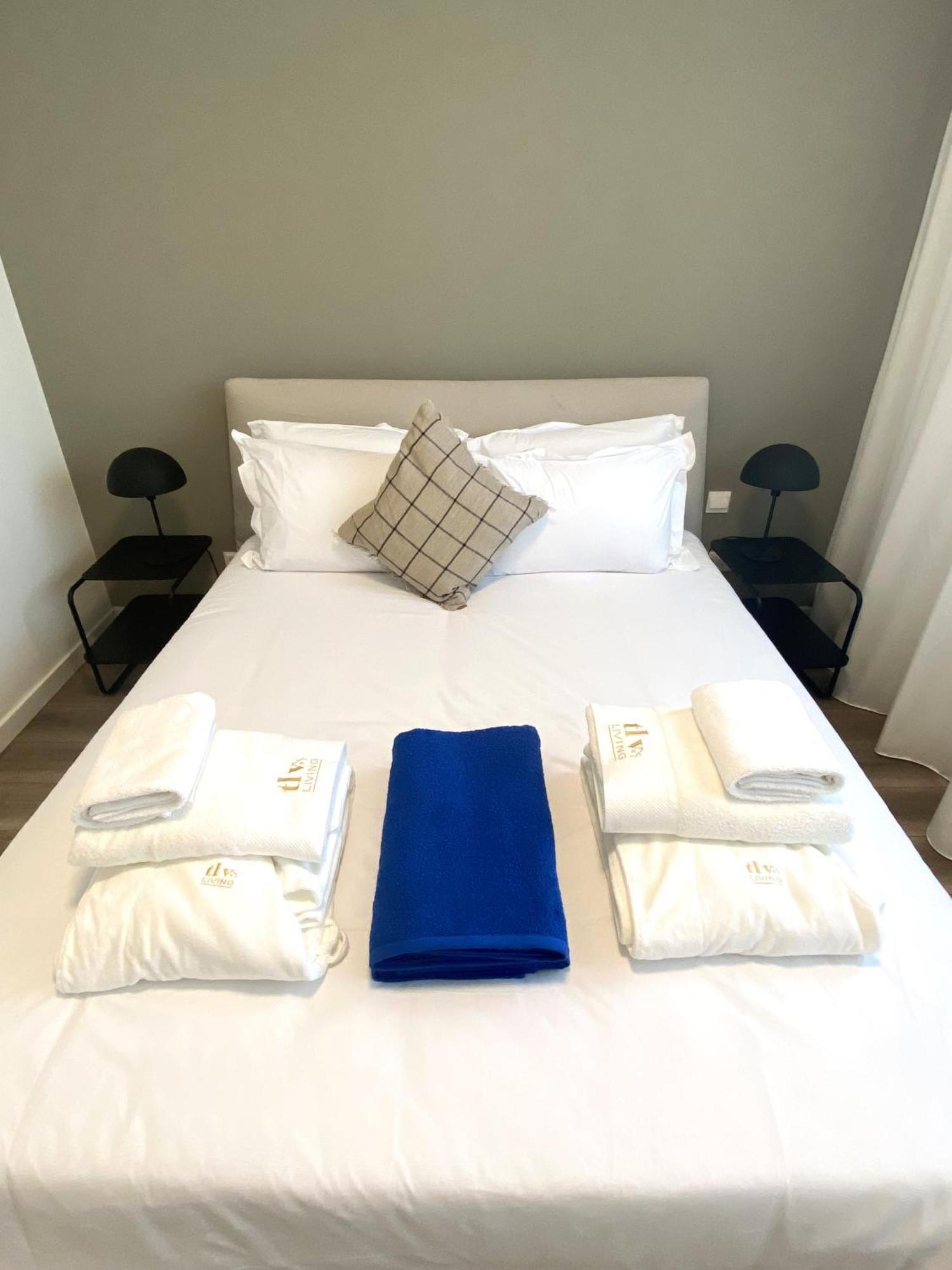 Sunset Gardens - Holiday Apartments - By Tlv Living 레메소스 외부 사진